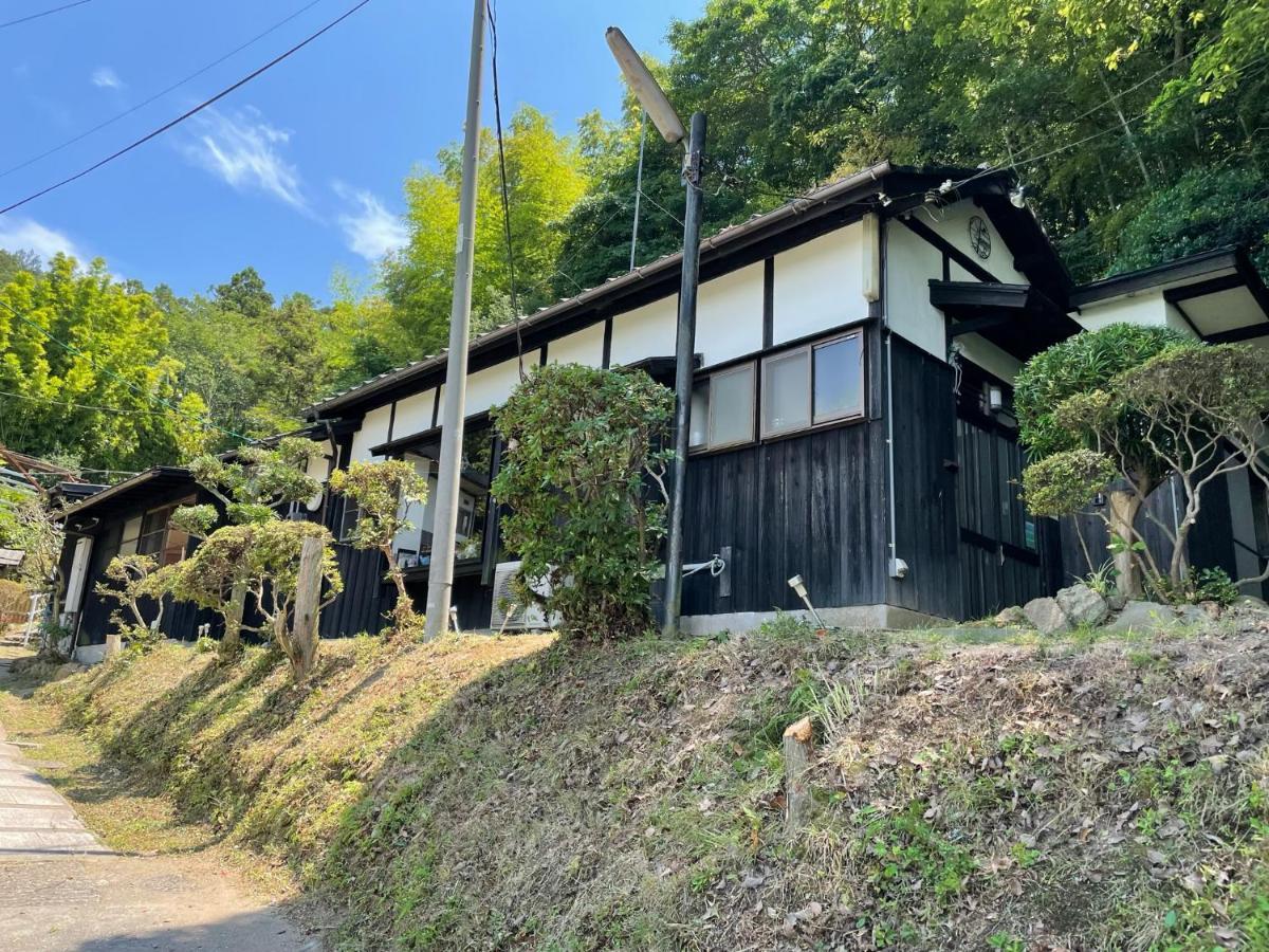 Bamboo Village Guest House Naoshima Exteriör bild
