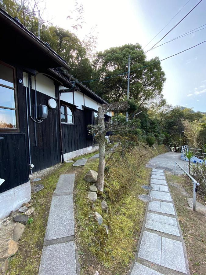 Bamboo Village Guest House Naoshima Exteriör bild