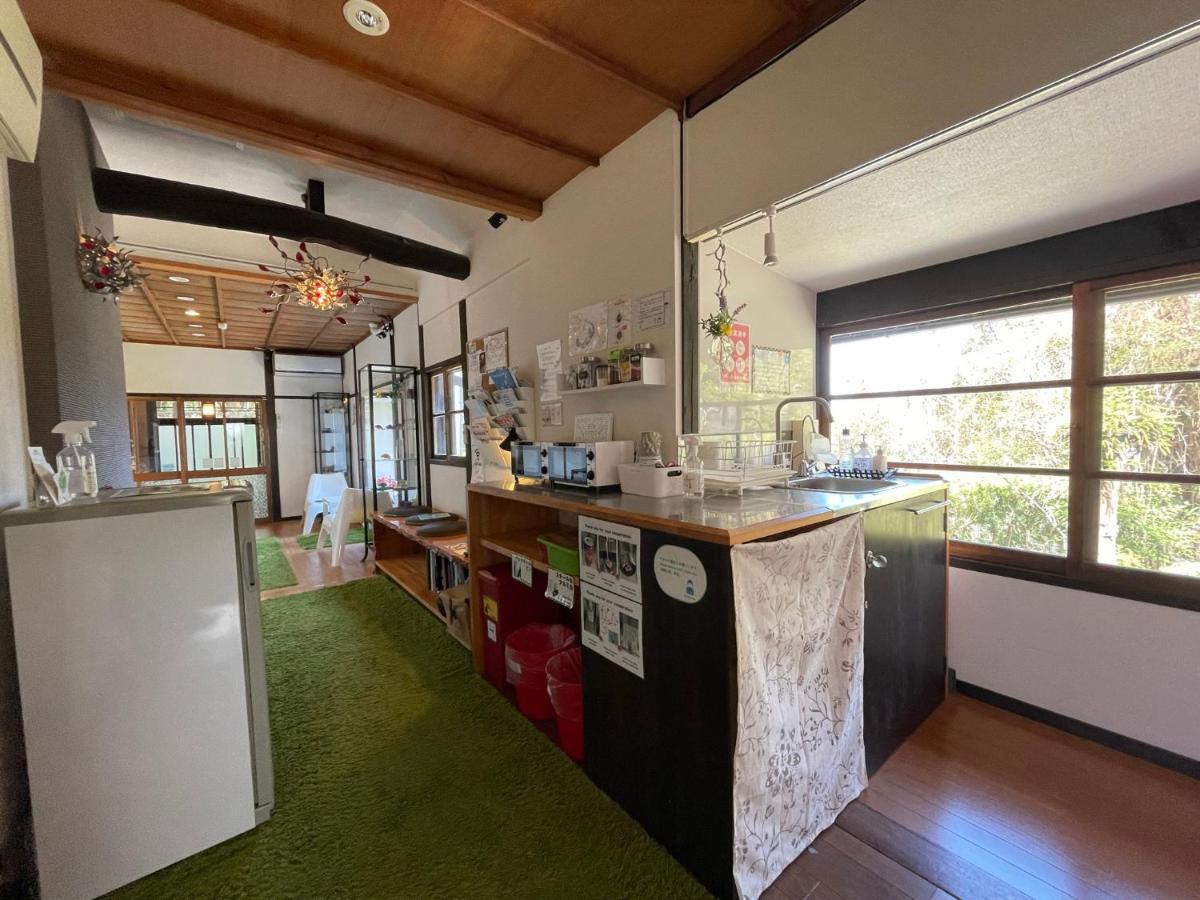 Bamboo Village Guest House Naoshima Exteriör bild