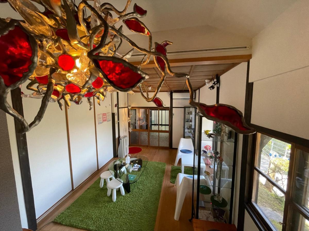 Bamboo Village Guest House Naoshima Exteriör bild