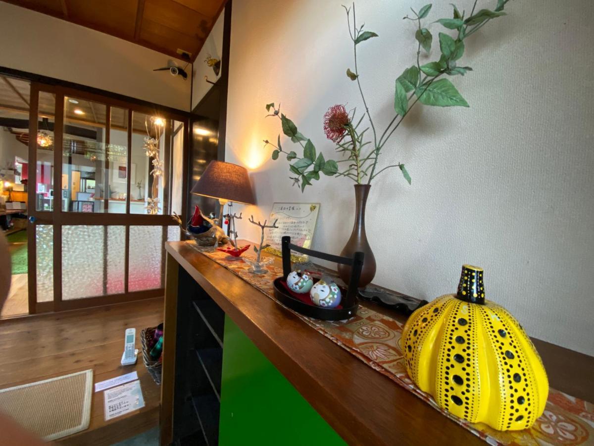 Bamboo Village Guest House Naoshima Exteriör bild